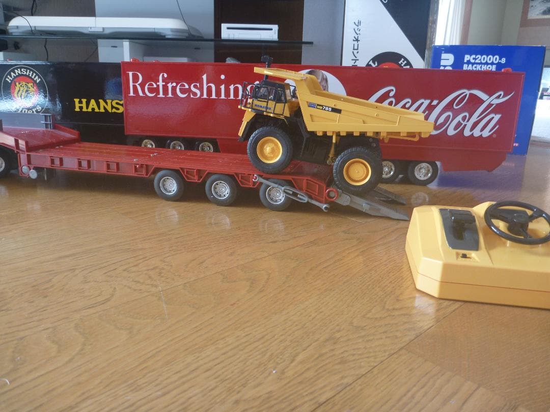 KYOSHOラジコンとMercedes-Benz ACTROSラジコン