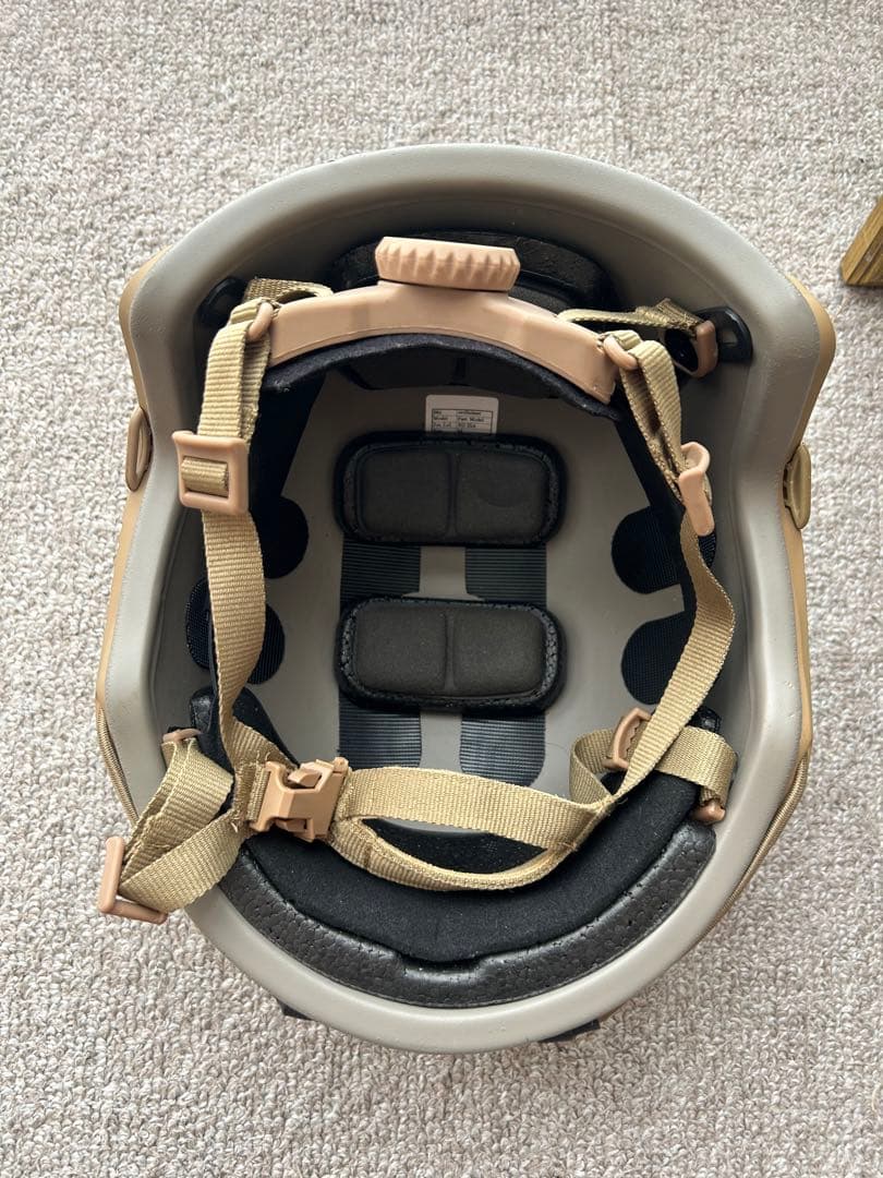 バリスティックヘルメット 実物再現 タンカラー