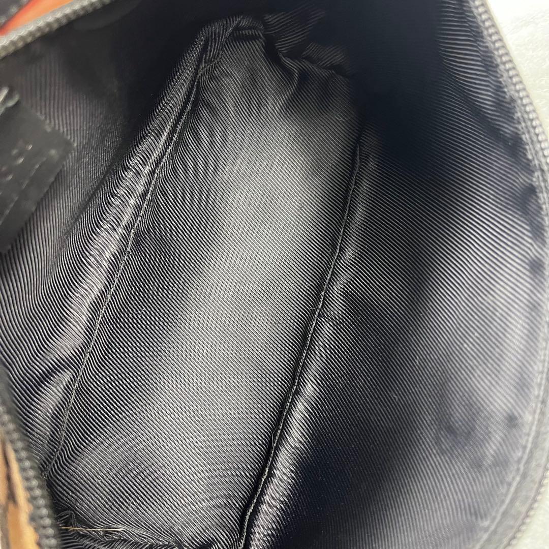 美品 Gucci グッチ アクセサリーポーチ GG ハンドバッグ