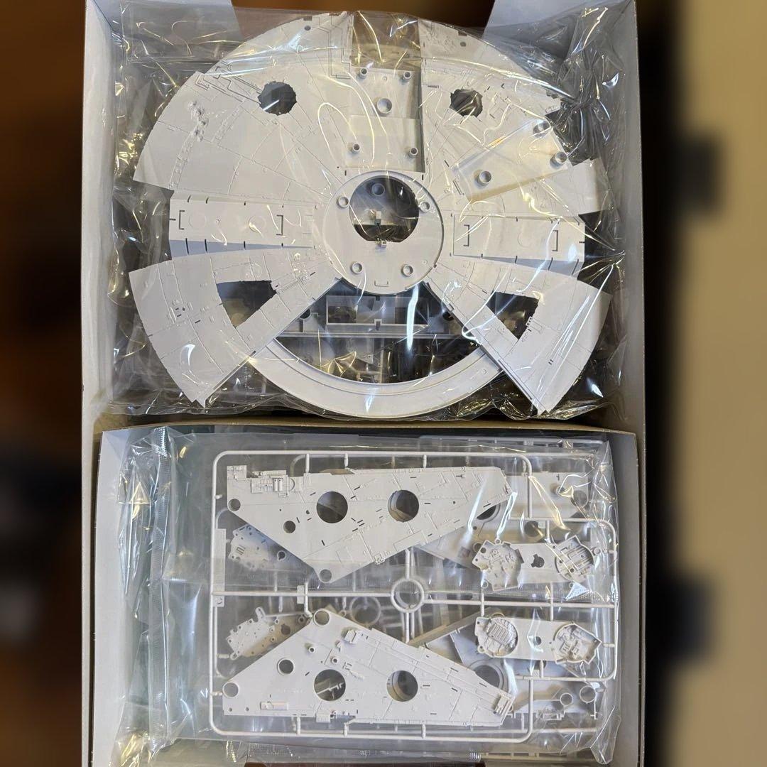 PG ミレニアムファンネル　プレミアムバンダイ限定版　未組み立て