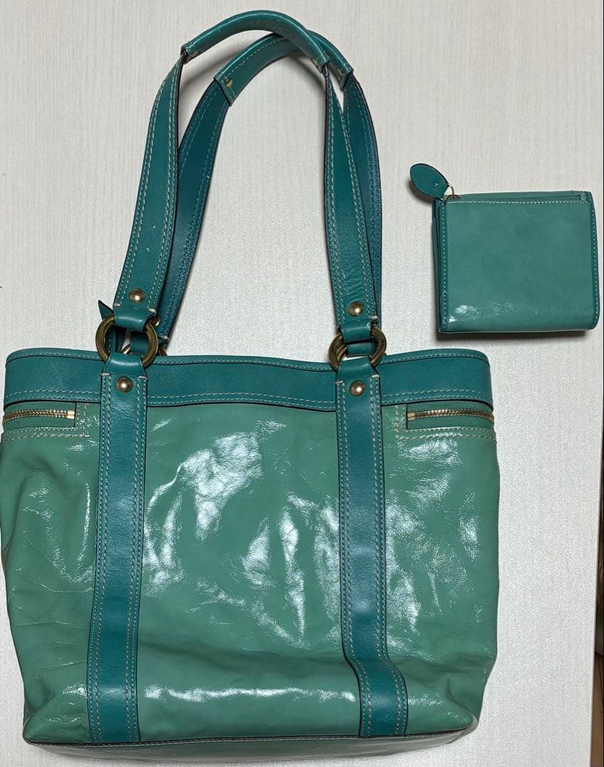 COACH ターコイズブルー　 ショルダーバッグ＆２つ折財布 セット