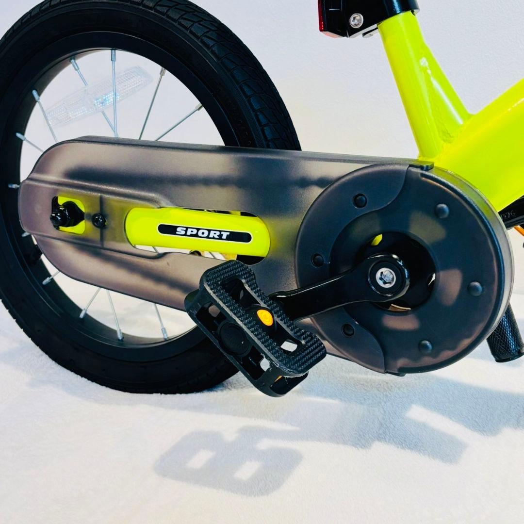 ストライダー　14 X ライムイエロー　未使用　廃盤色