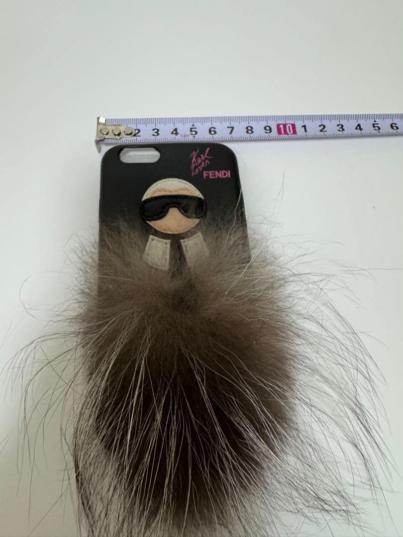FENDI カール　iPhoneケース