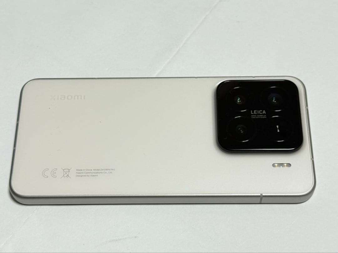 LEICA phone Xiaomi 15 White 250GB ROM美品