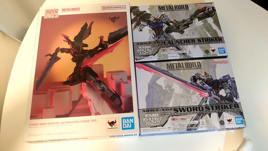 メタルビルド　ストライクノワール＋ランチャー,ソードストライカー