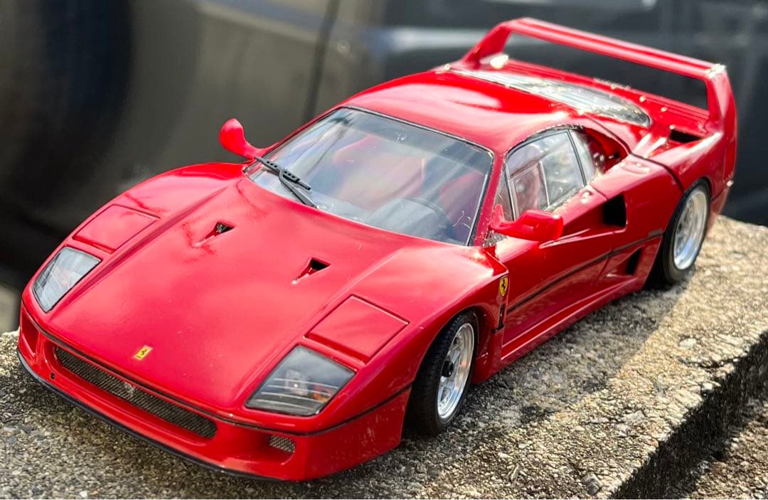 Ferrari F40 1/24 赤