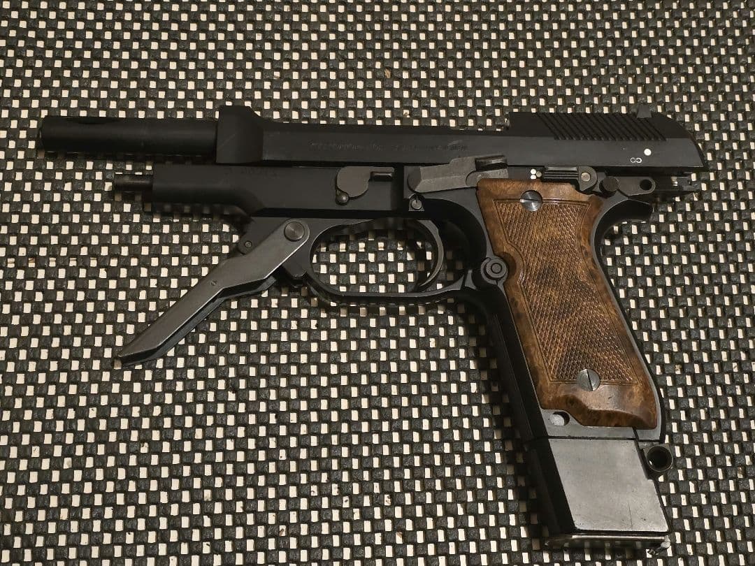 【最終値下げ】KSC M93R　AG 2nd HW 　ガスガン　D19041Z