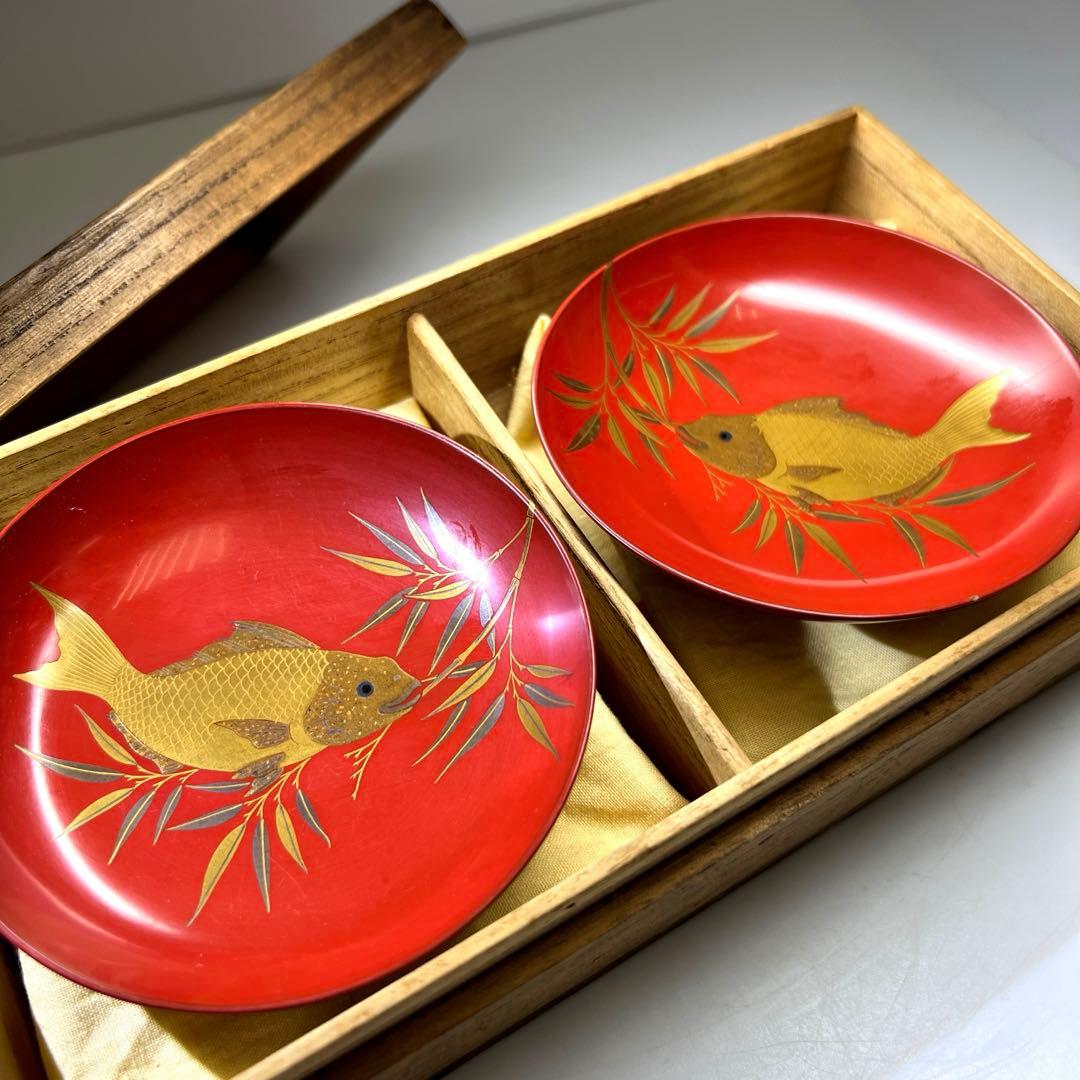 上手　盛蒔絵鯛盃一対　木箱付　直径約9㎝　東Y7-1125☆2F