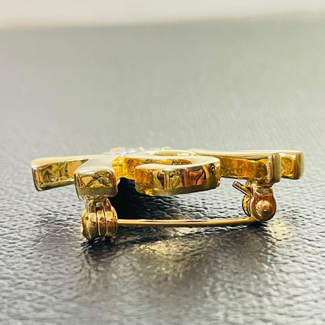 【美品/刻印】サンローラン YSL ロゴ ハート ピカピカ ブローチ ゴールド