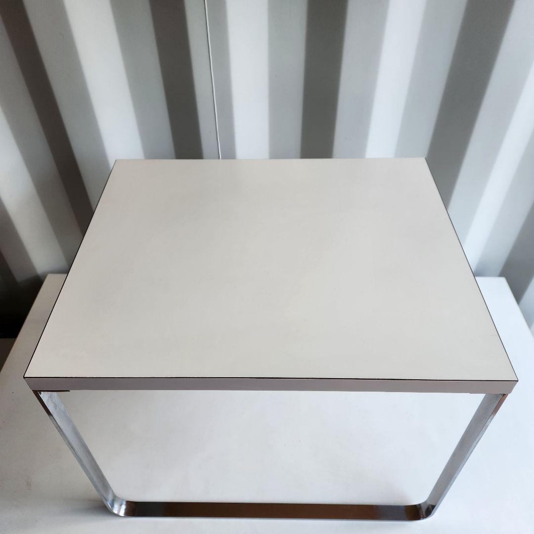 希少　ポストモダン　サイドテーブル　コーヒーテーブル　シルバーx白　45x45