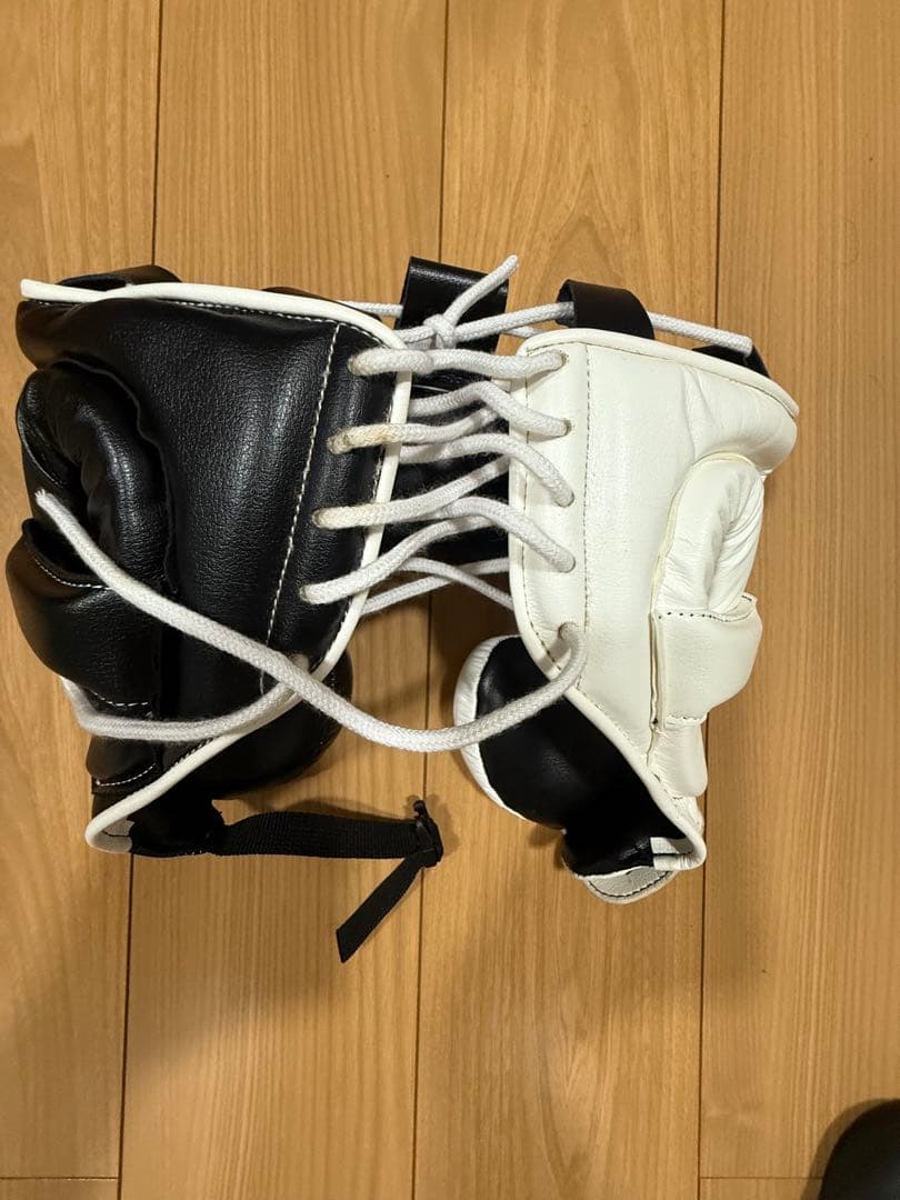 Winning ヘッドギア ホワイト/ブラック