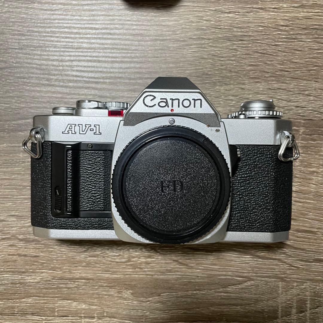 作例あり Canon AV-1 フィルム一眼レフカメラ レンズ3本 動作確認済み