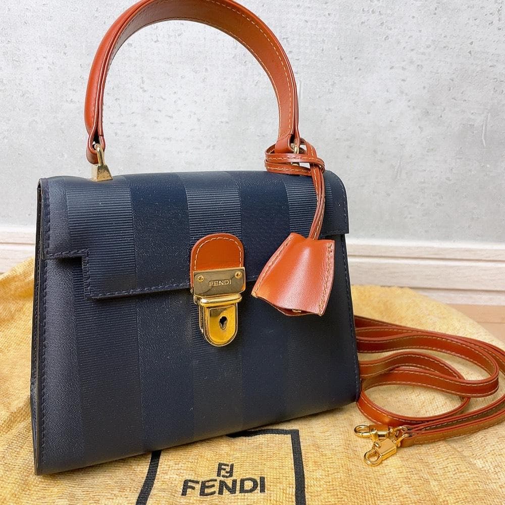 FENDI フェンディ ペカン柄 ハンドバッグ ショルダーバッグ 2way 金具