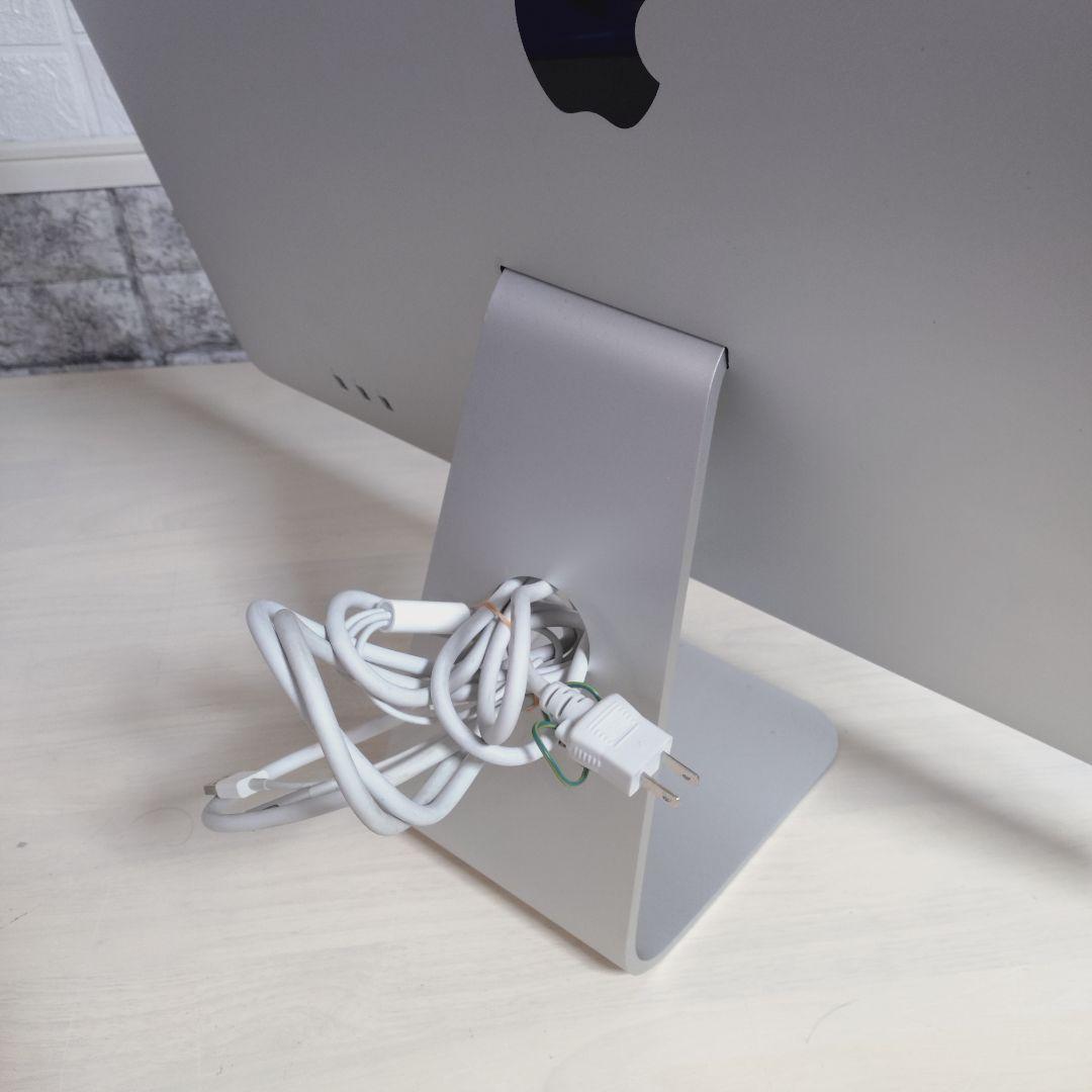 Apple LED Cinema Display 27インチ