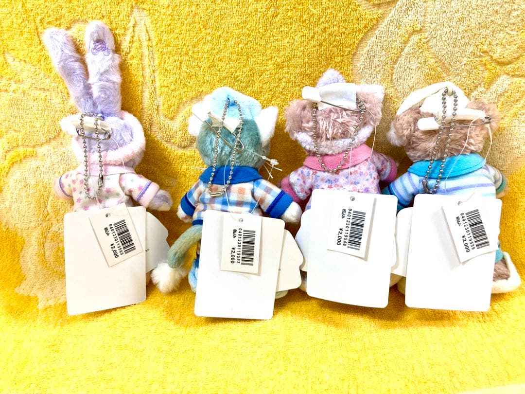 ♡ダッフィー＆フレンズ♡ぬいぐるみバッヂ♡オータムスリープオーバー♡2018年♡