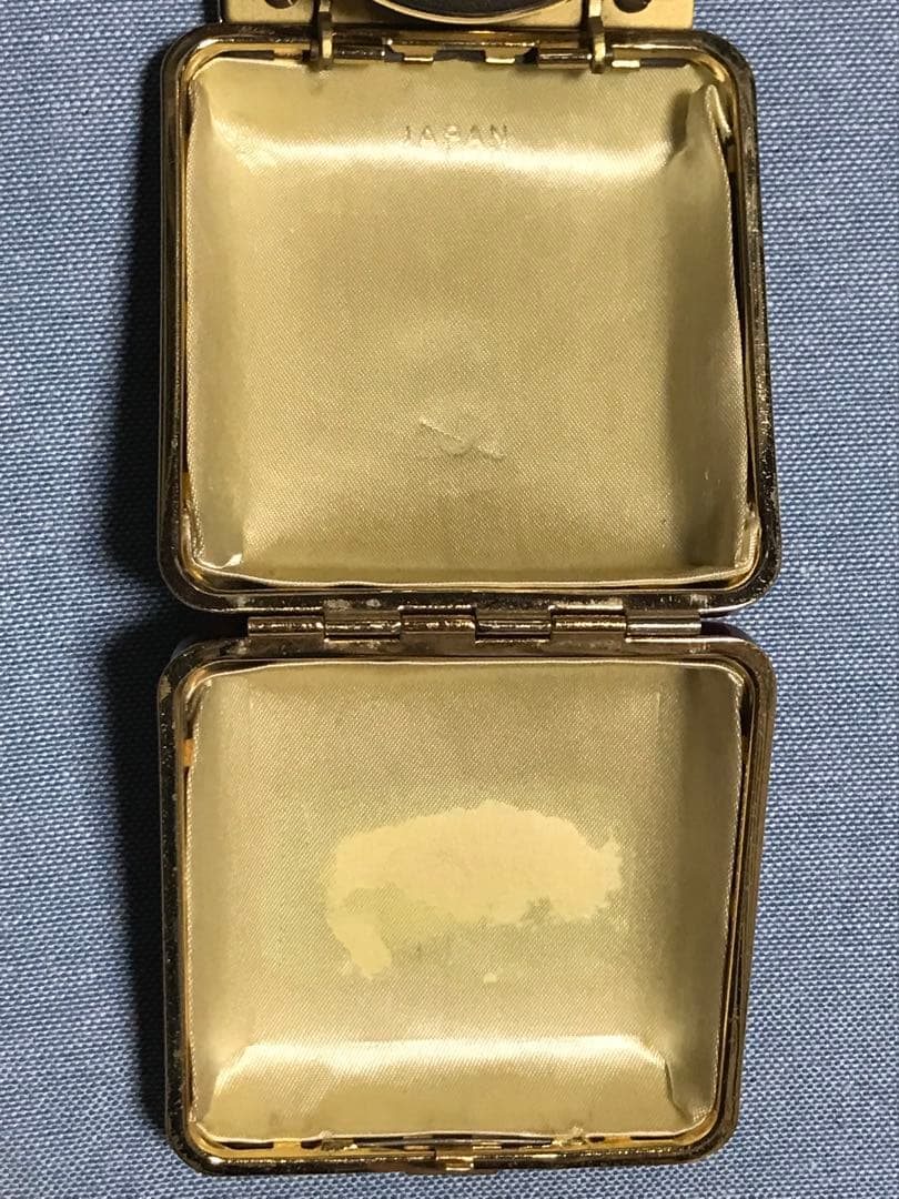 セイコーのアンティークな旅行用目覚まし時計(手巻き)