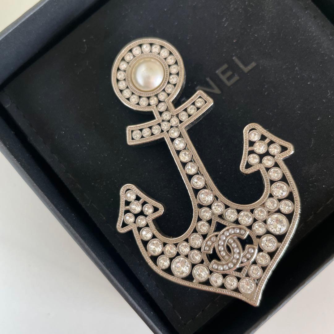 最終SALE！！CHANEL ブローチ 碇 パール ロゴ レア 希少 本物
