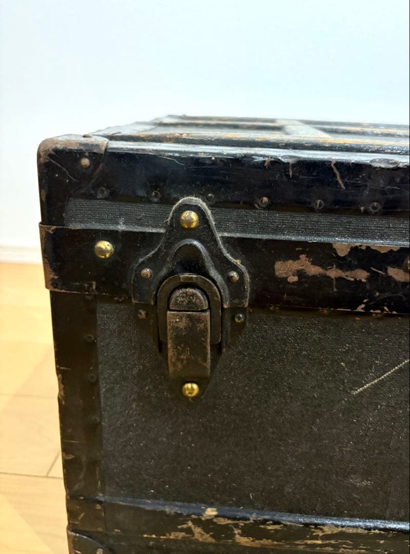 ヴィンテージトランク　1900年代スイス陸軍　輸入家具
