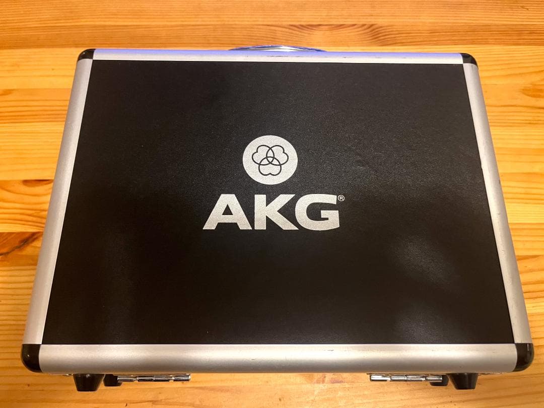 AKG C214 コンデンサーマイク ほぼ未使用 ケース付属