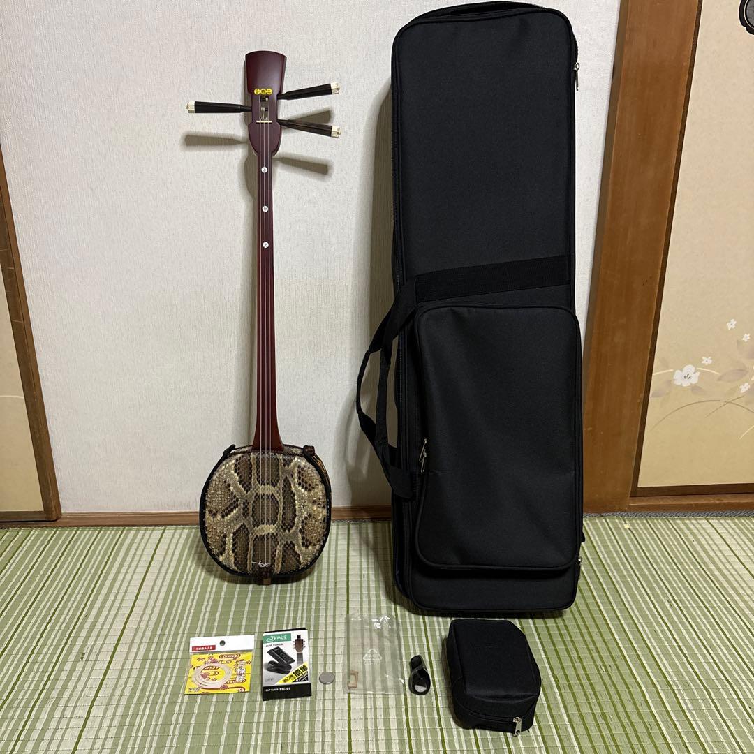 三線 蛇三線 本皮 本革 蛇皮 蛇革 三味線 琉球 沖縄 楽器　ソフトケース付き