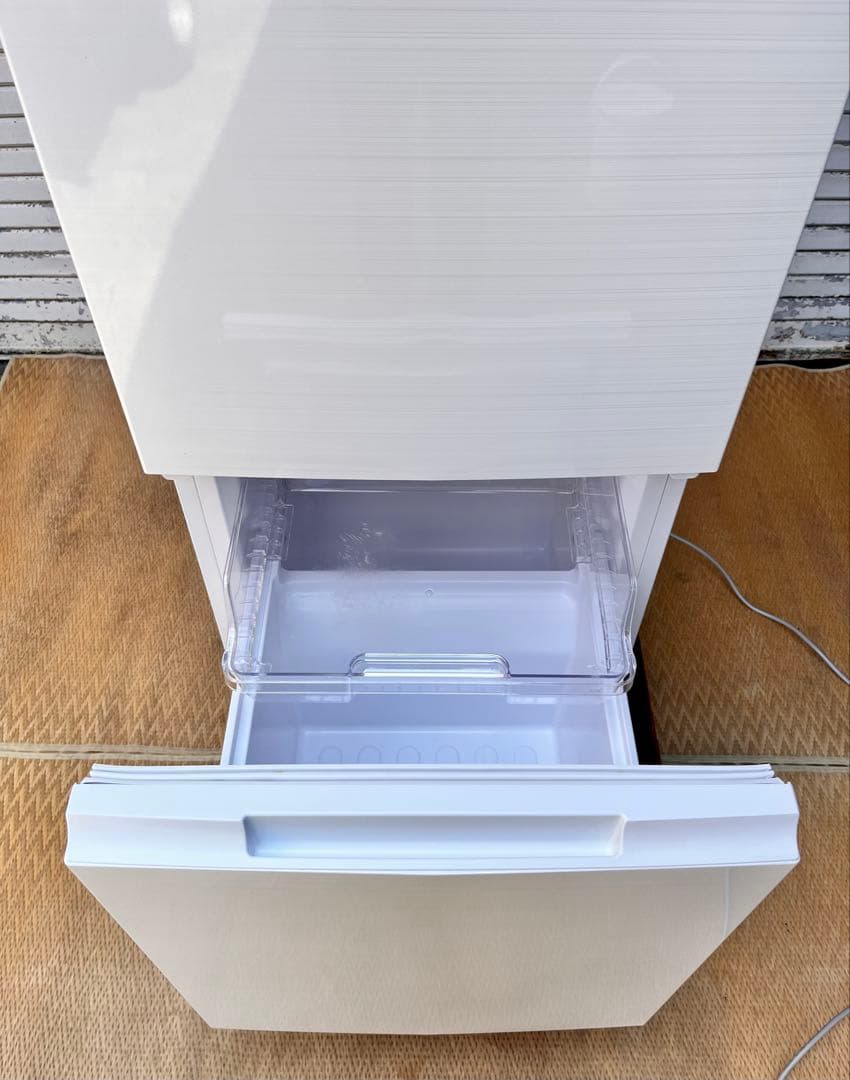 ② 【送料無料】SHARP冷蔵庫 179L 2ドア SJ-D18H-W 2022