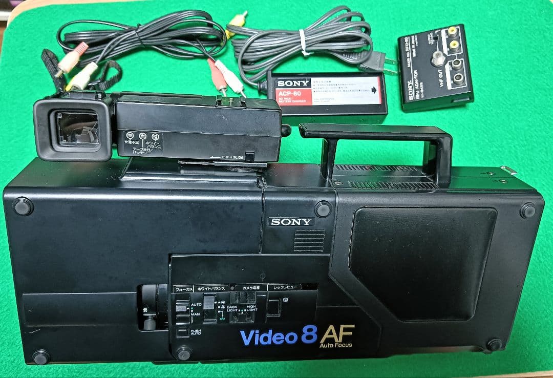 SONY 8ミリビデオカメラ CCD-V8AF