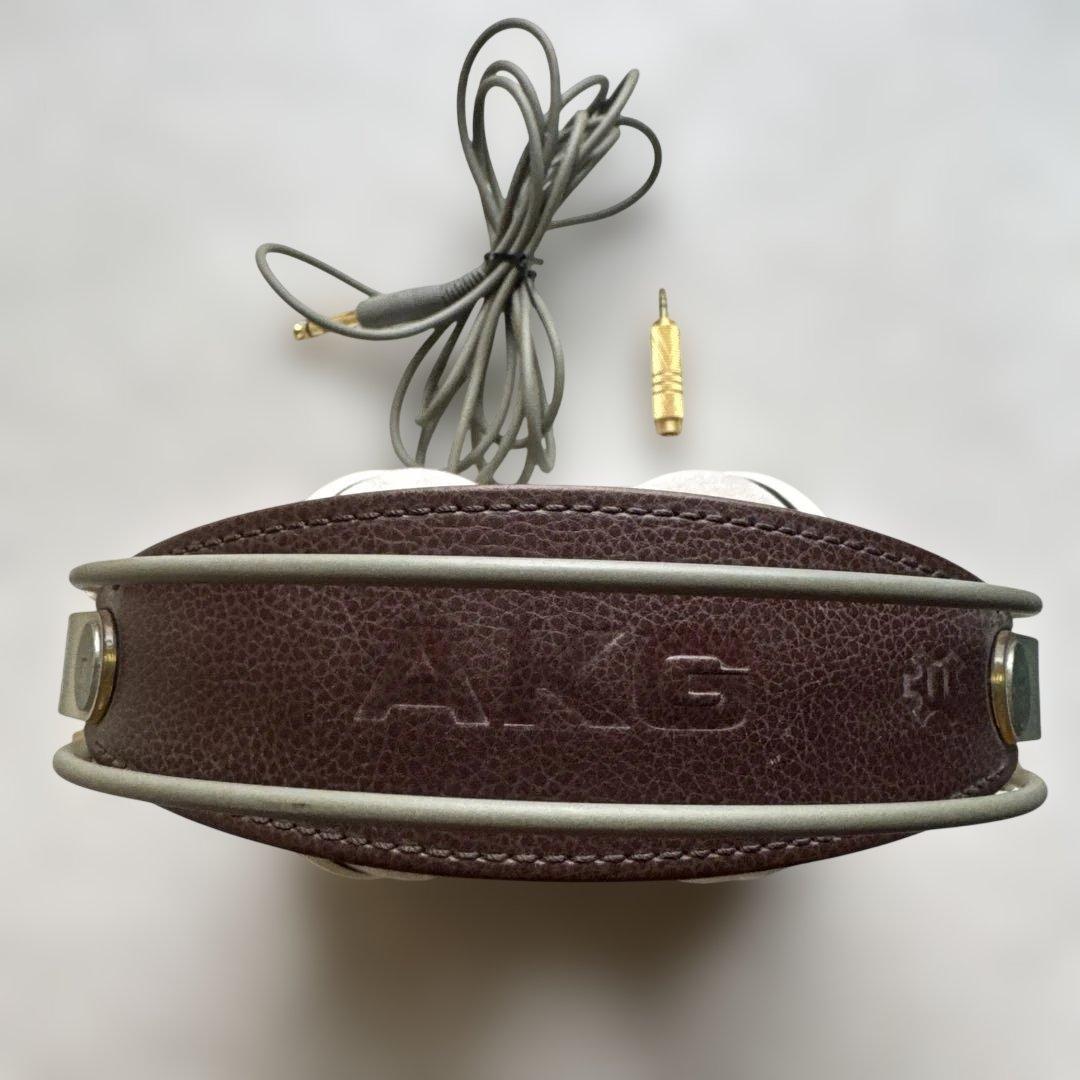 K701 有線ヘッドホン グレー/ホワイト