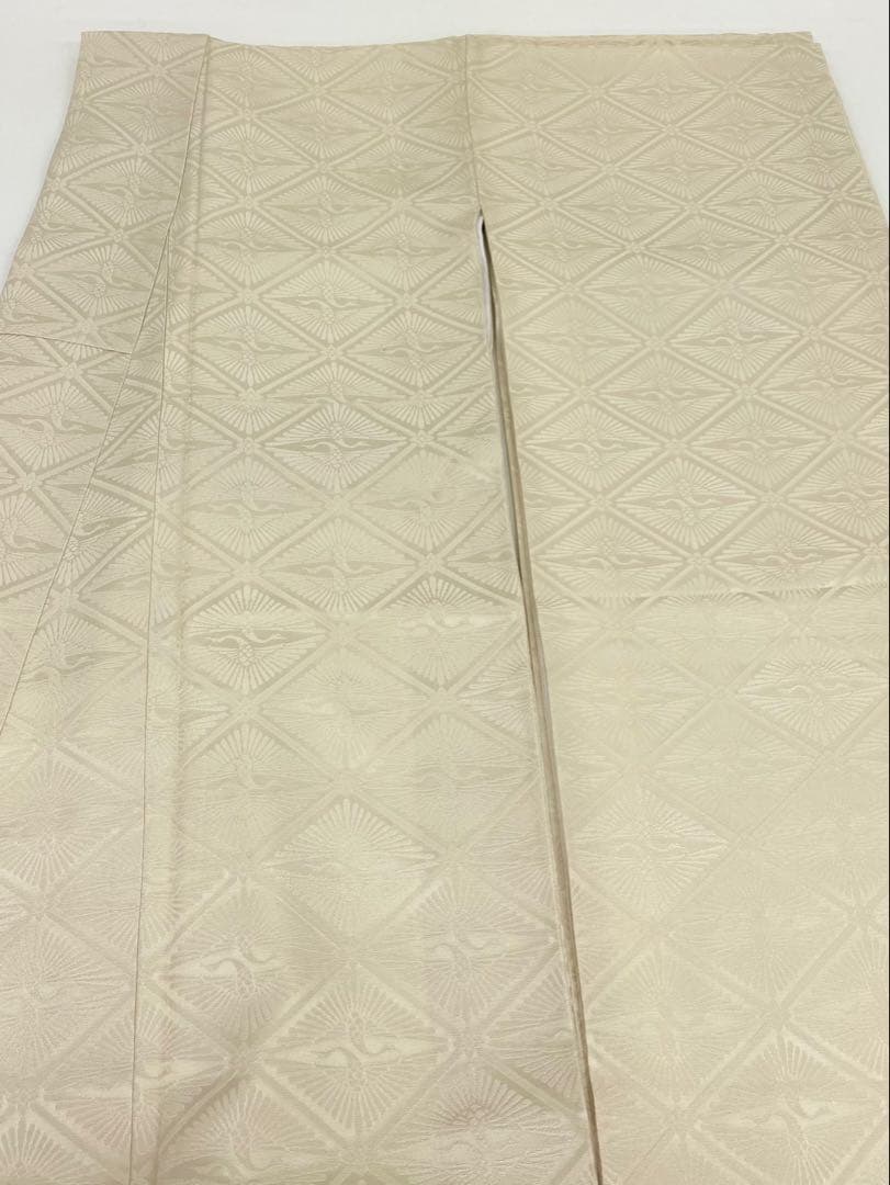 無地振袖 紋意匠 シンプル くすみカラー 向鶴 身丈161cm 撥水加工済