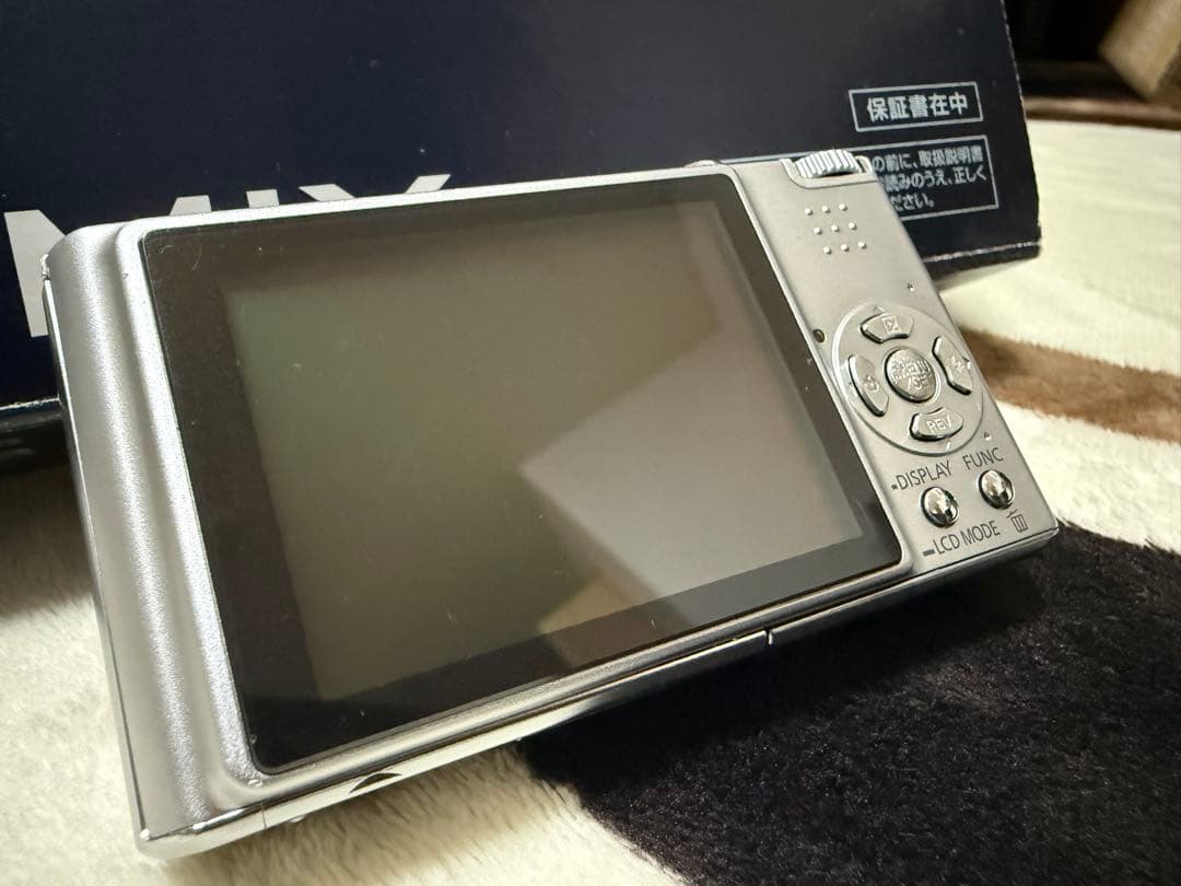 Panasonic LUMIX DMC-FX33 シルバー