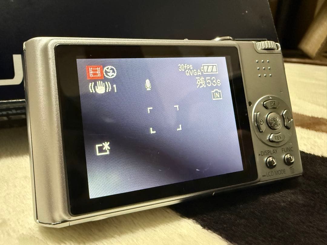 Panasonic LUMIX DMC-FX33 シルバー