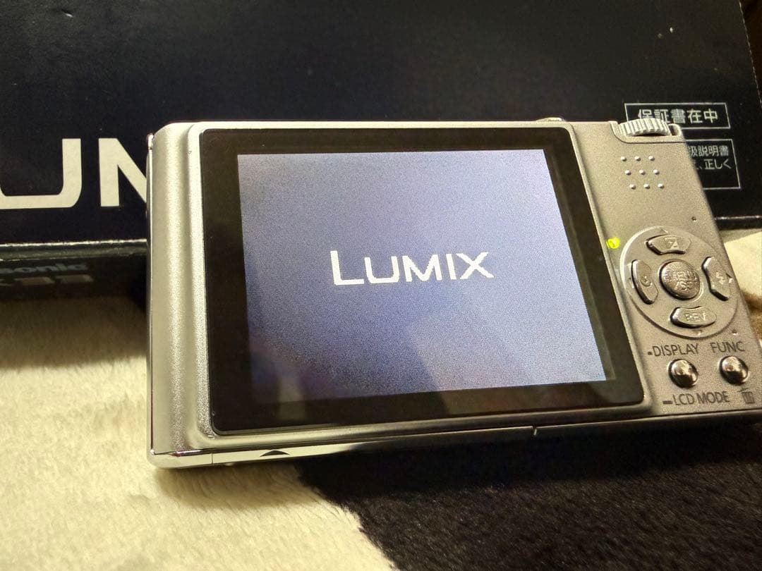Panasonic LUMIX DMC-FX33 シルバー