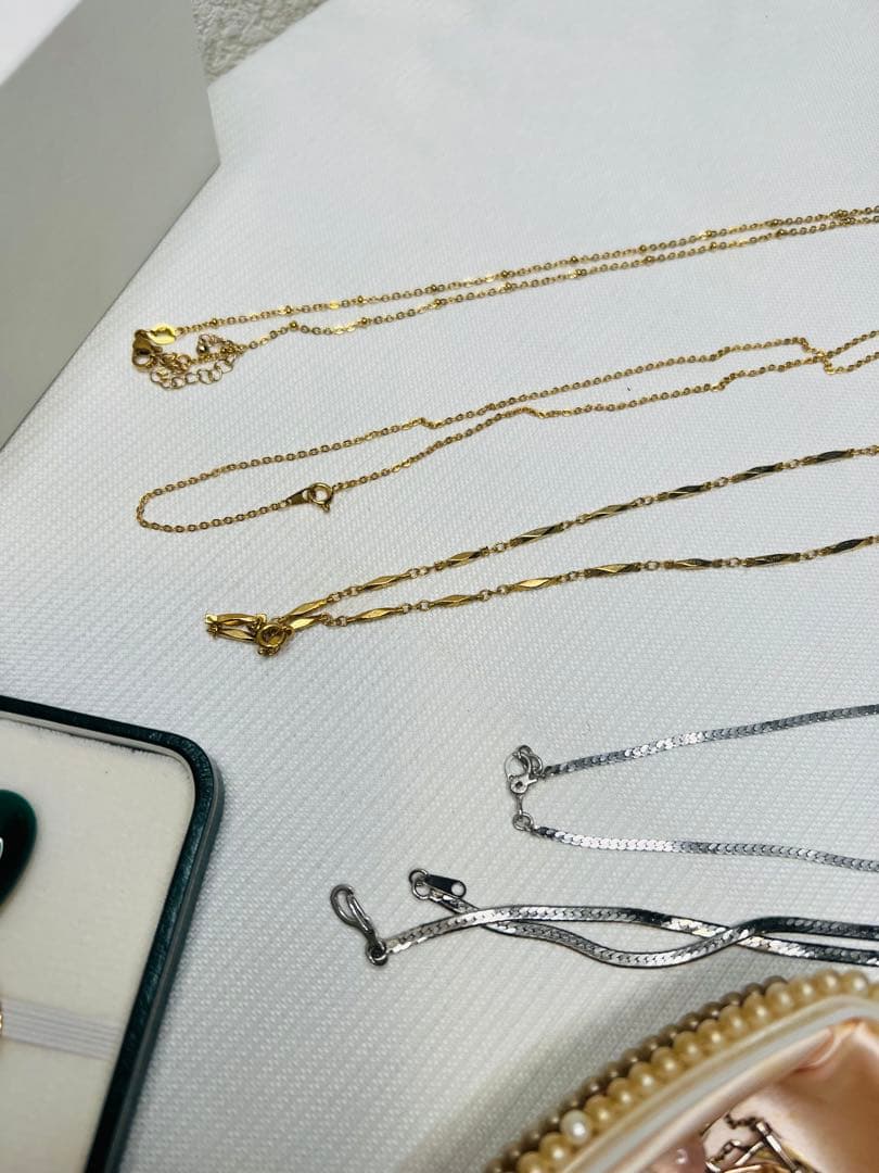 遺品整理品　ジュエリーケースごと　アクセサリー　ジュエリーセット