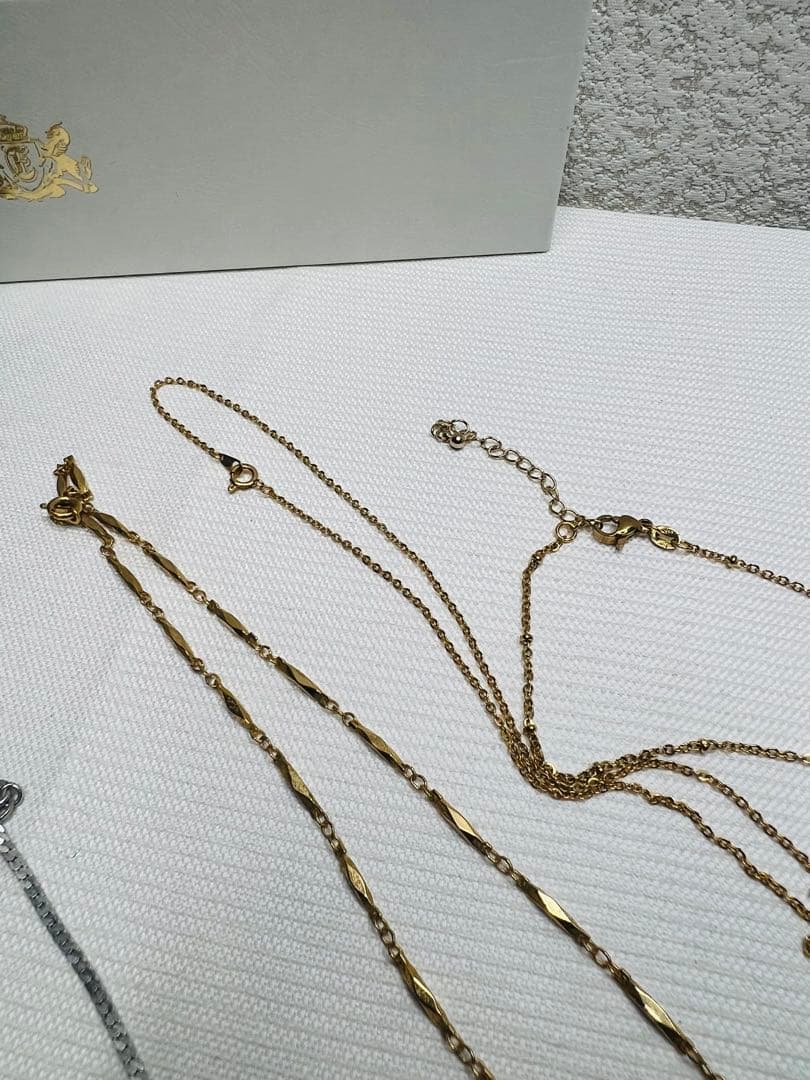 遺品整理品　ジュエリーケースごと　アクセサリー　ジュエリーセット