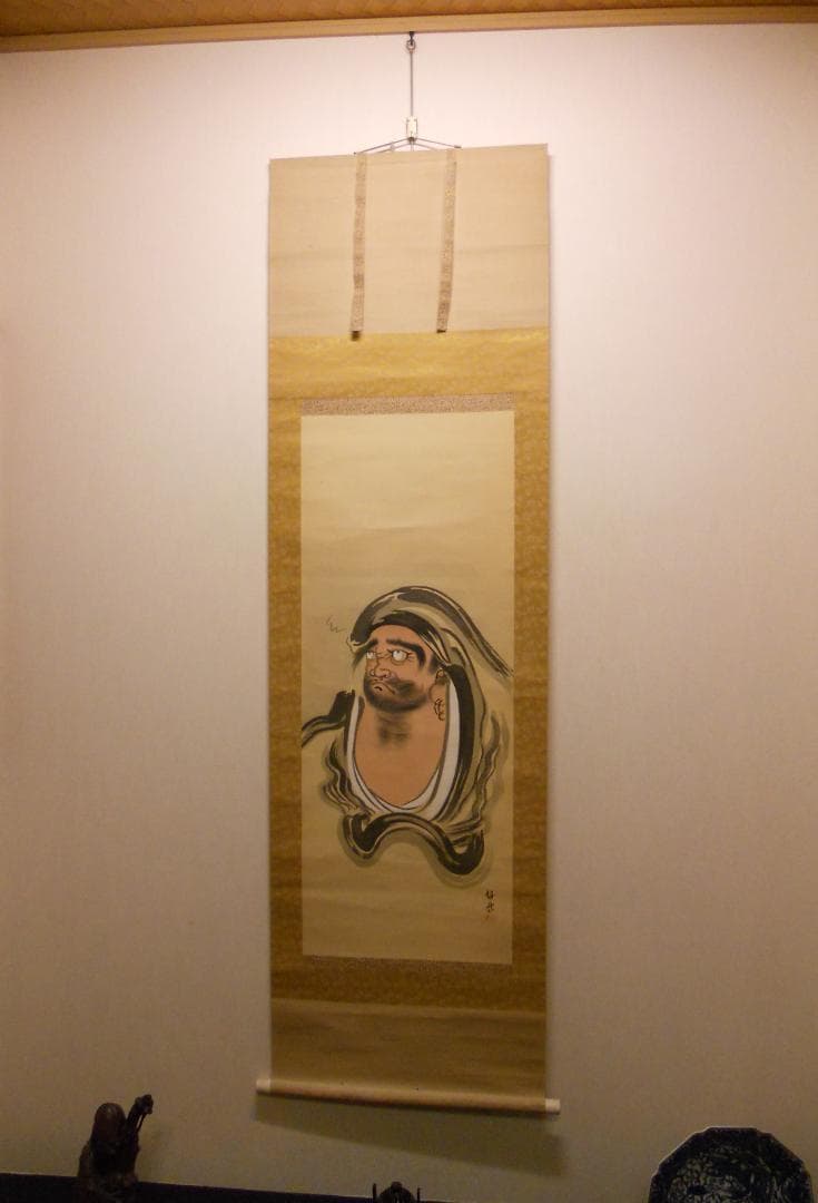 掛け軸 白雲 達磨大師 絹本 希少 軸装 茶道具 掛軸 です。