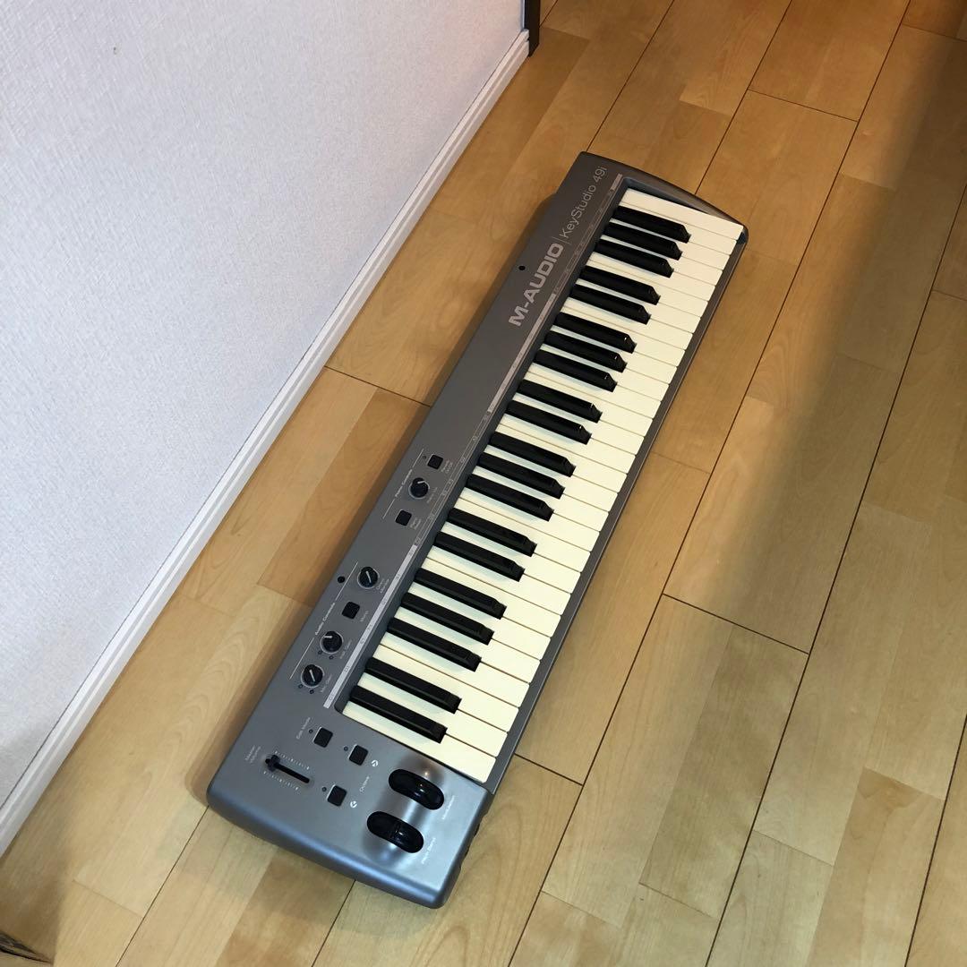 M-AUDIO KeyStudio 49i ピアノ音源内蔵 アダプター付 美品