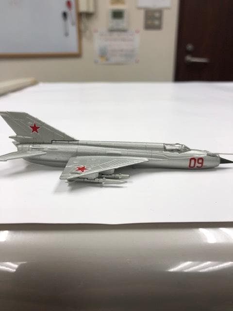 ソビエト MiG-21 ミグ21 バッライカ 1/123