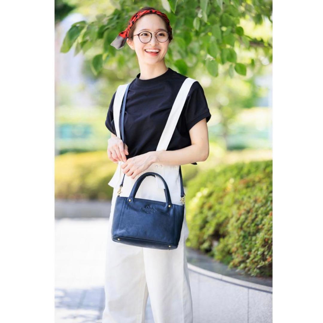 美品！ ダコタ キューブ 2WAYショルダーバッグ ブラック レザー 本革