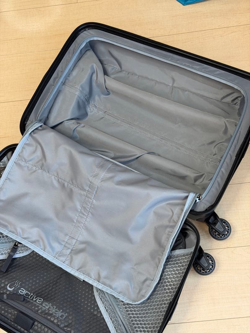 GREGORY クアドロプロ22 スーツケース