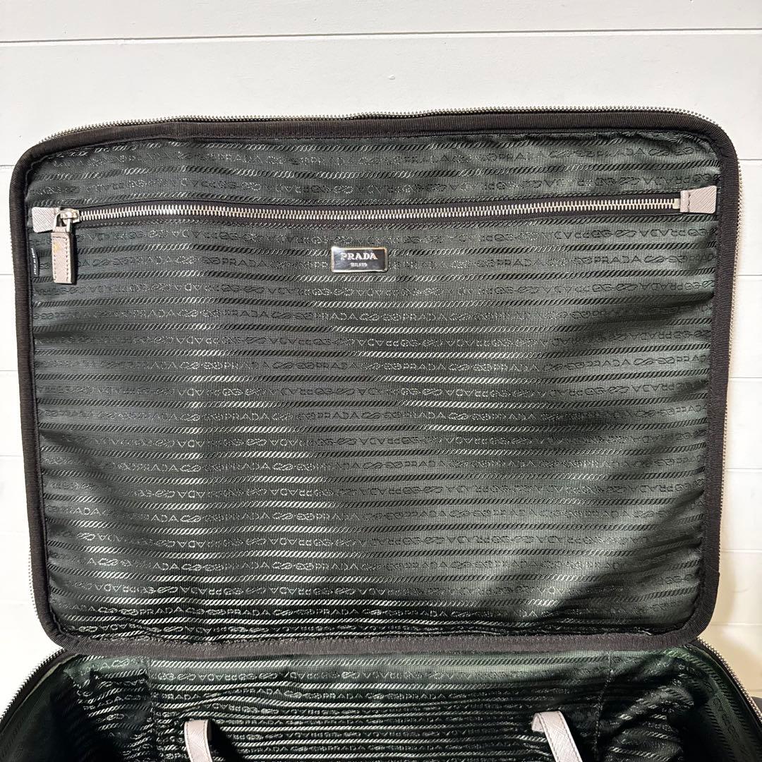 PRADA プラダ　トライアングルロゴ　キャリーケース　サフィアーノ　グレージュ