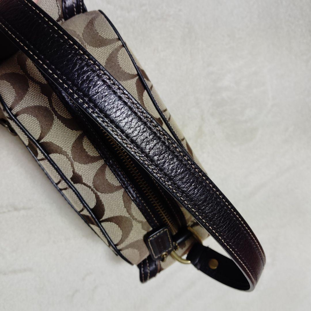 コーチ　ワンショルダーバッグ　ターンロック　シグネチャー　マルチストラップ　美品