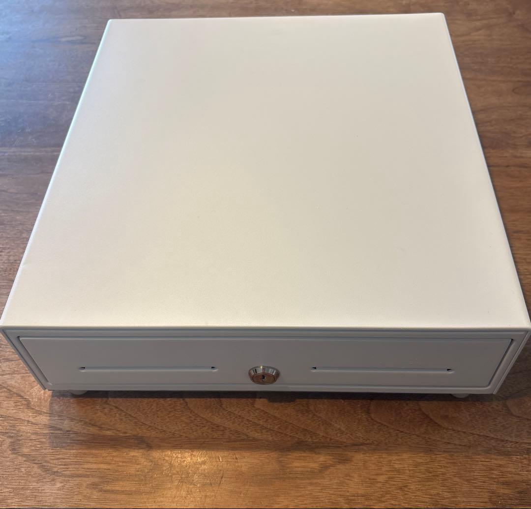 ホワイト現金管理ボックス 引き出し式 鍵付き