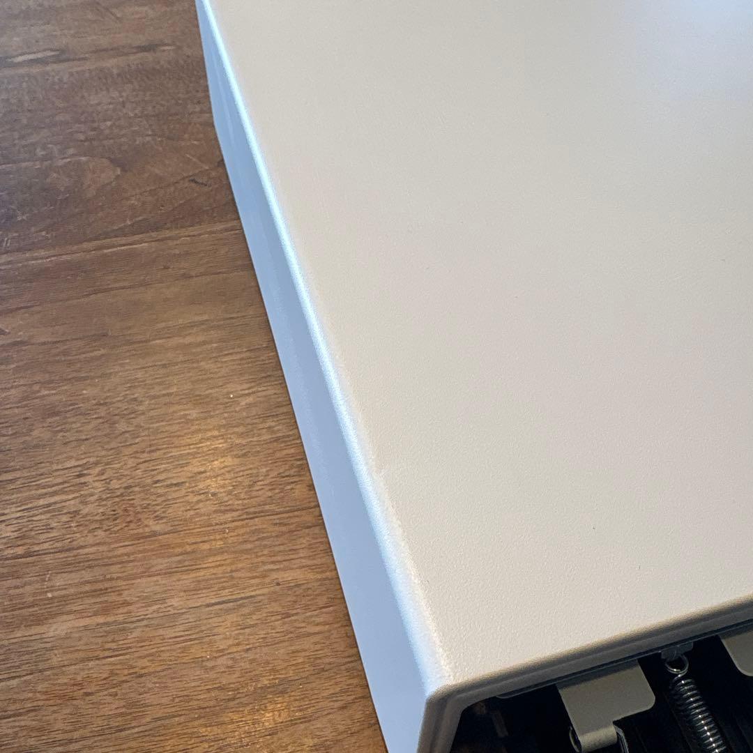 ホワイト現金管理ボックス 引き出し式 鍵付き