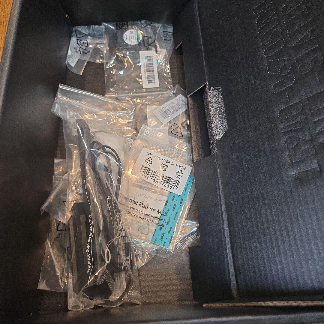 サ*ス様 ROG MAXIMUS Z790 APEX マザーボード