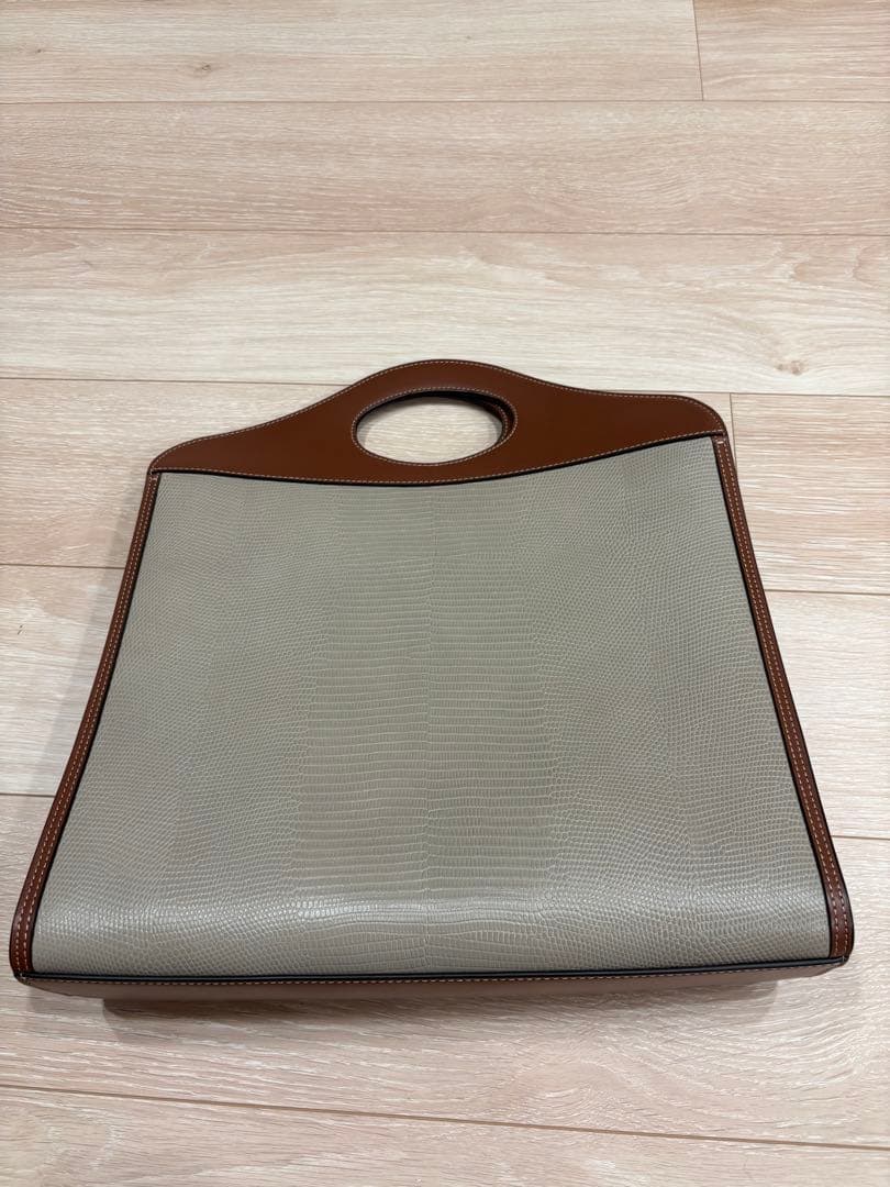 M*N様 美品バーバリー トップステッチ クロコ型押し ハンド/ショルダーバッグ