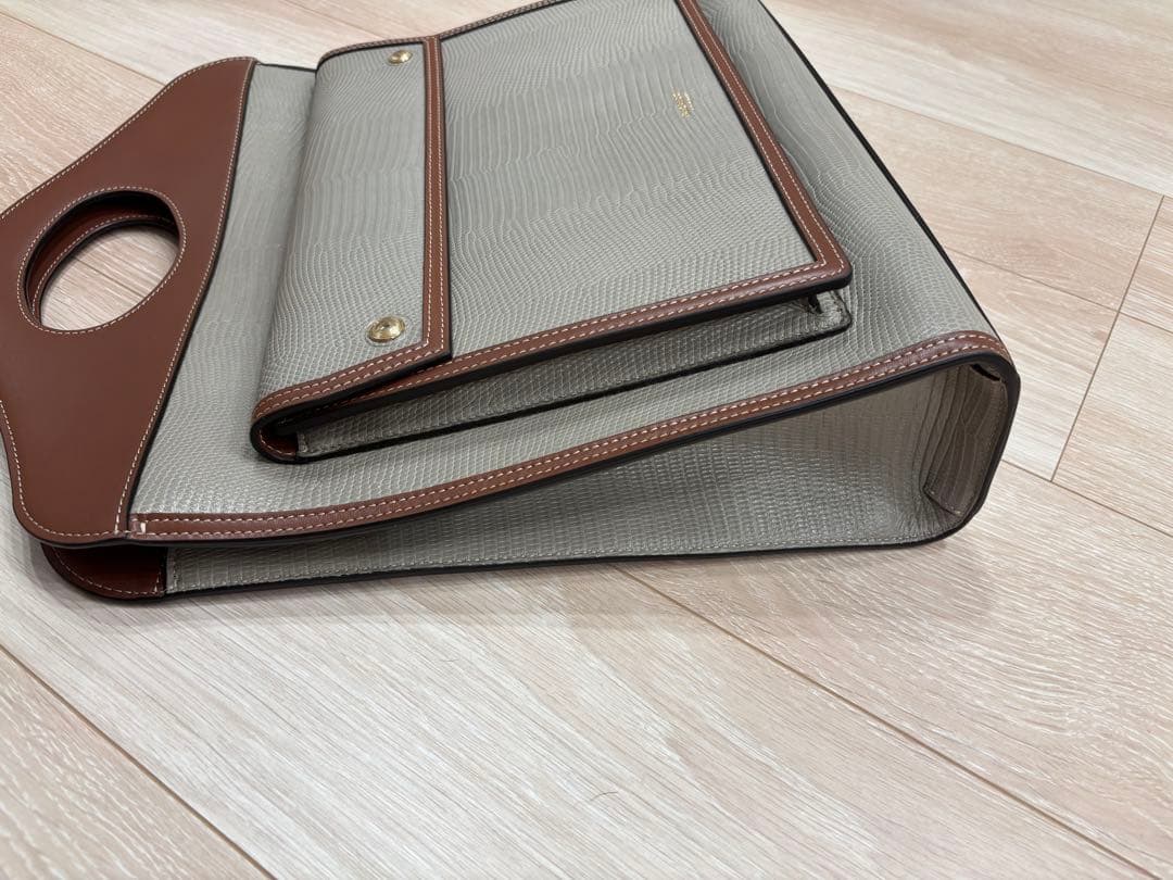 M*N様 美品バーバリー トップステッチ クロコ型押し ハンド/ショルダーバッグ