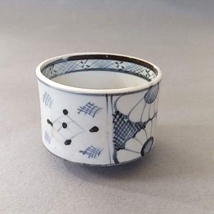 古伊万里蕎麦猪口　金継ぎ練習用　金継ぎ　No3 江戸中期