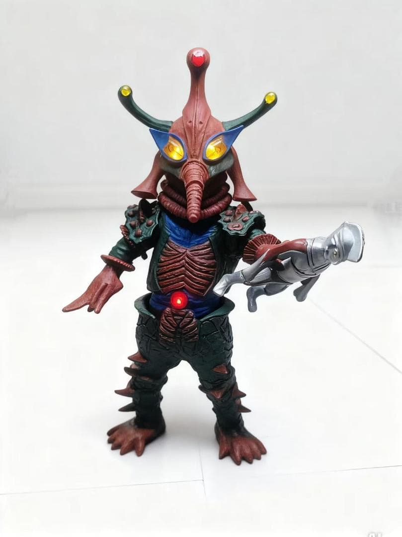 S.H.Figuarts ヒッポリト星人 発光改造