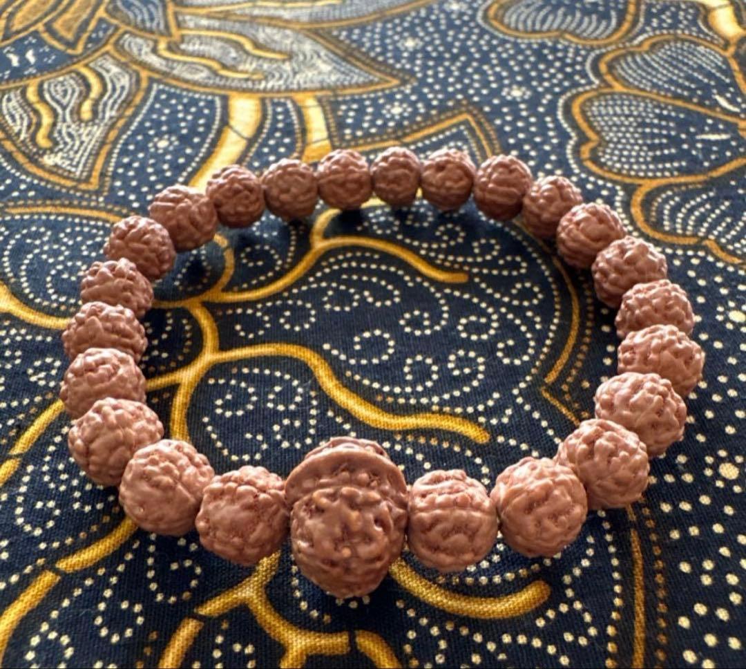 ✰︎‪ 琥珀 ✰ ✰︎　　ルドラクシャブレスレット　トップॐ