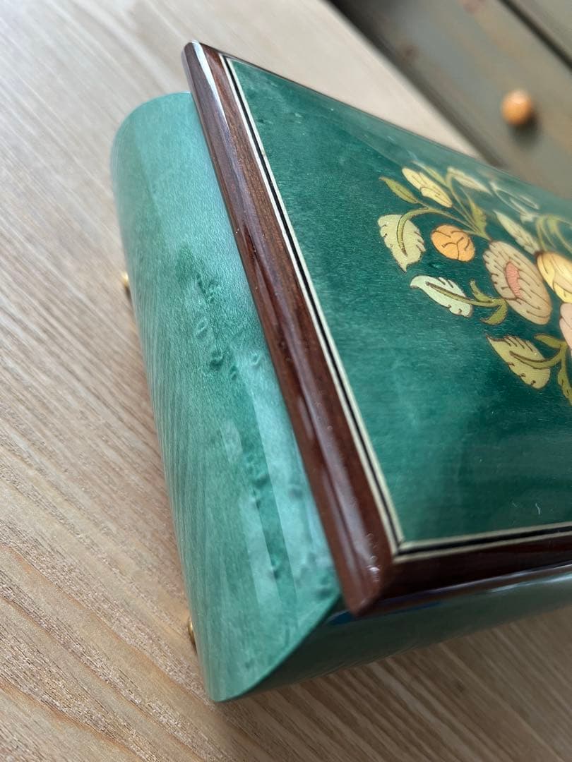 お値下げ＊リュージュ　オルゴールジュエリーボックス