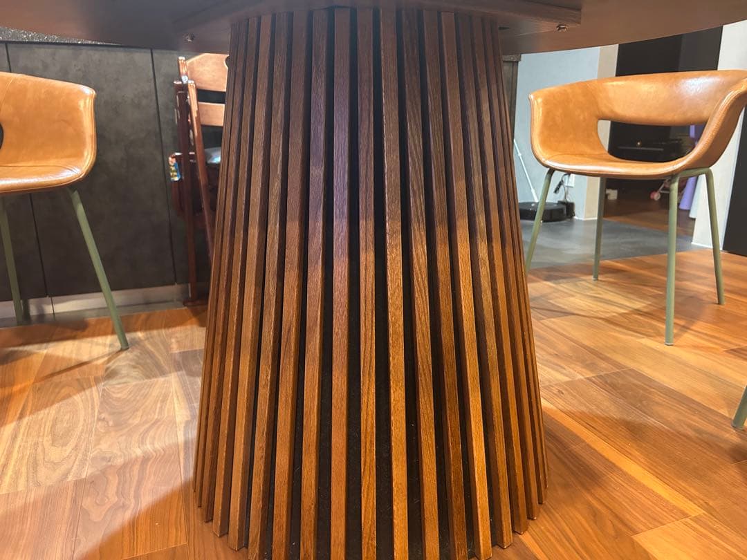 NOCE ウォールナット色　ダイニングテーブル